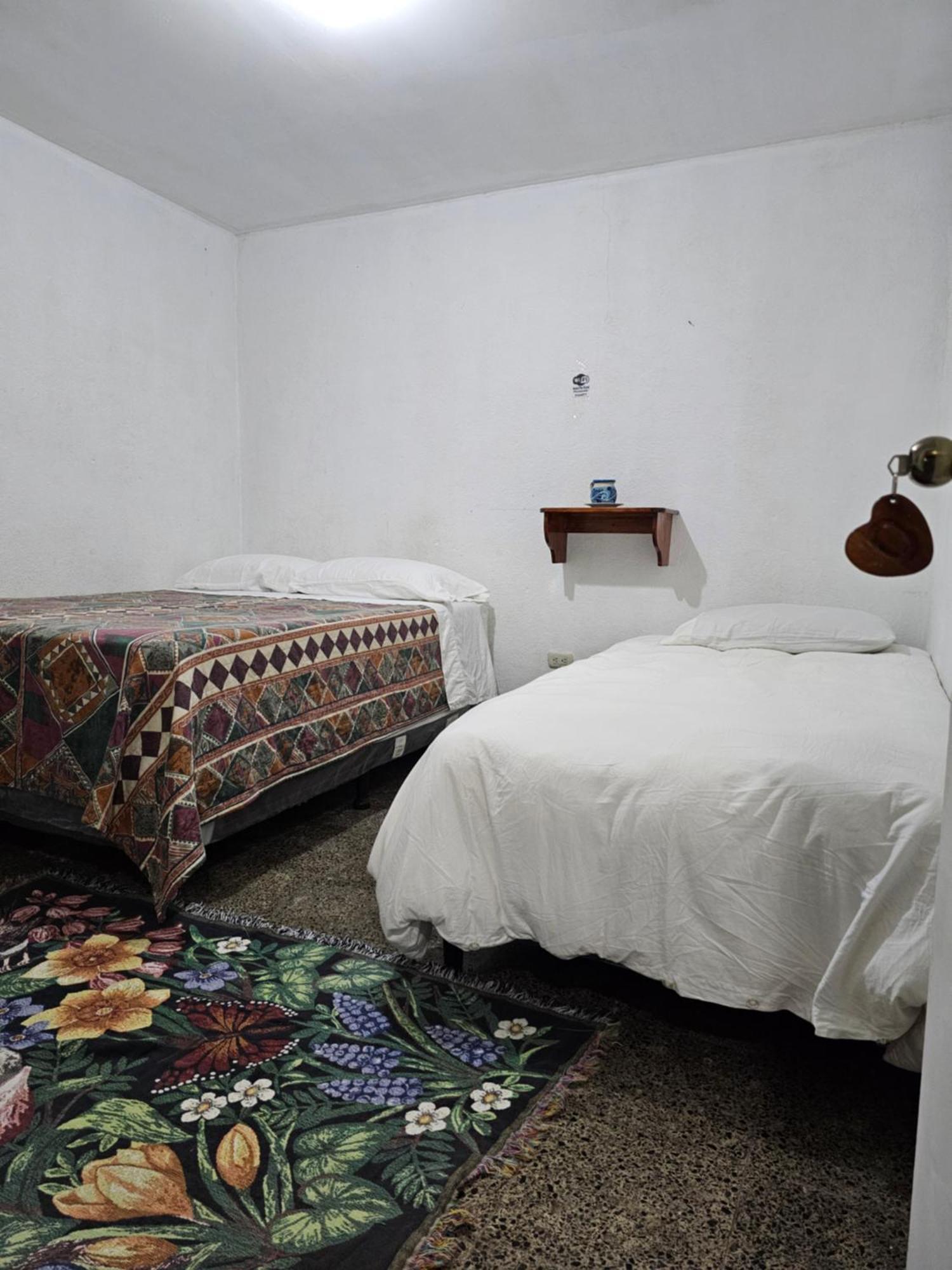 Hostal The Friends Панахачел Стая снимка