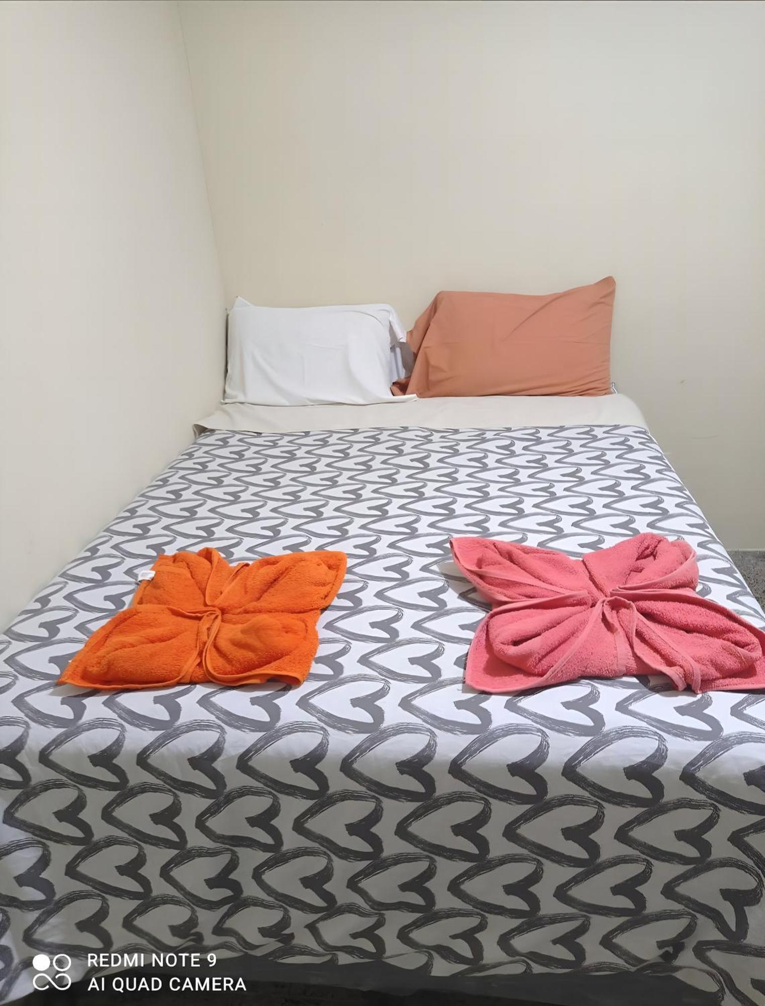 Hostal The Friends Панахачел Екстериор снимка